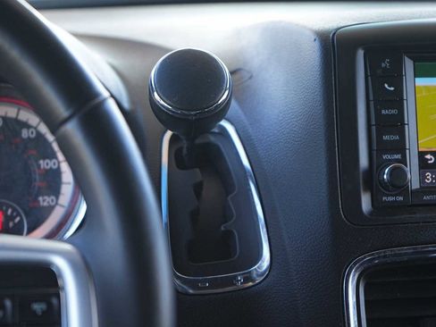 Used 2018 Dodge Grand Caravan GT image 20