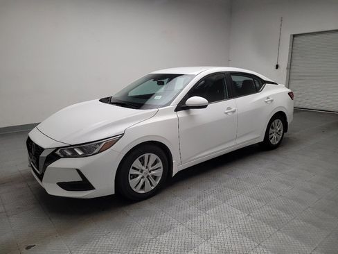 Used 2021 Nissan Sentra S FWD image 2