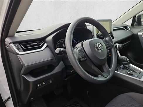 Used 2025 Toyota RAV4 LE AWD/4WD image 10