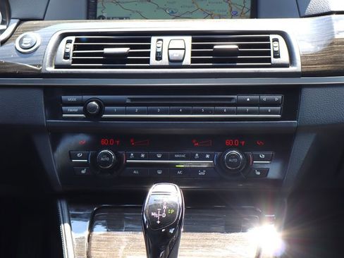 Used 2013 BMW 550i Sedan image 13