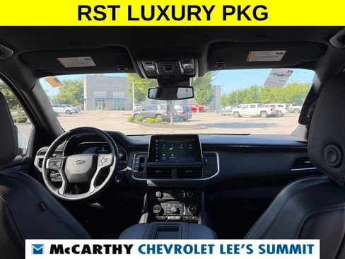 Used 2024 Chevrolet Suburban RST w/ Luxury Package AWD/4WD image 38