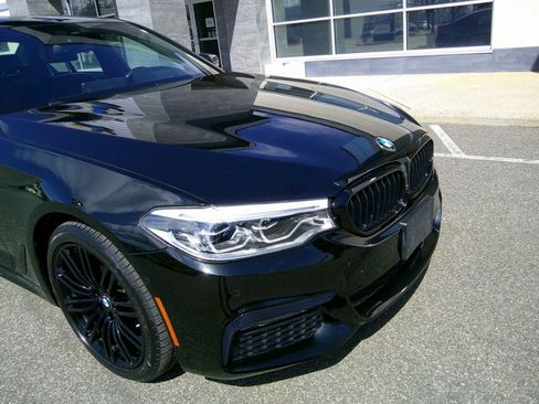 Used 2018 BMW 540i xDrive image 38