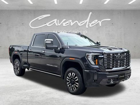 Used 2024 GMC Sierra 2500 Denali Ultimate AWD/4WD image 2