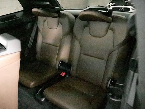 Certified 2023 Volvo XC90 T8 Plus w/ Protection Package image 29