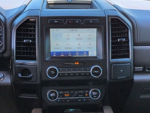Used 2020 Ford Expedition Limited RWD image 18
