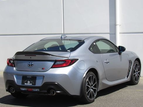 Certified 2024 Toyota GR86 RWD image 6