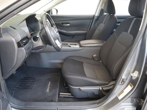 Used 2022 Nissan Sentra SV FWD image 13
