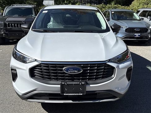 Used 2025 Ford Escape Active w/ Tech Pack #1 image 2