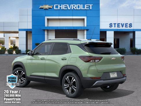 New 2025 Chevrolet TrailBlazer LT w/ Convenience Package image 3