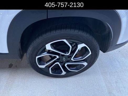 Used 2025 Chevrolet Trax RS w/ Driver Confidence Package FWD image 8