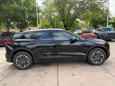 Used 2024 Chevrolet Blazer EV LT AWD/4WD image 4