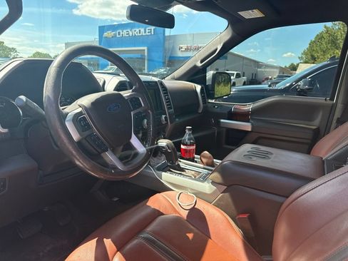 Used 2019 Ford F150 King Ranch w/ Equipment Group 601A Luxury AWD/4WD image 16