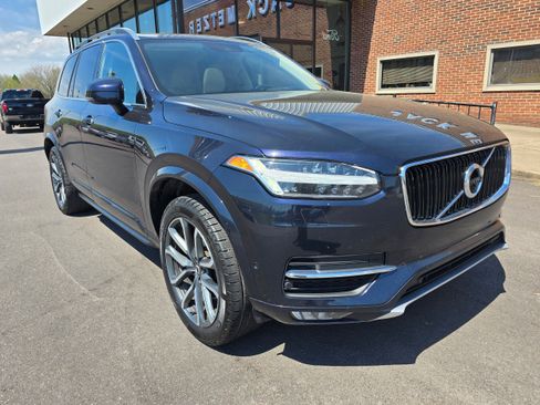 Used 2017 Volvo XC90 T6 Momentum w/ Vision Package AWD/4WD image 1