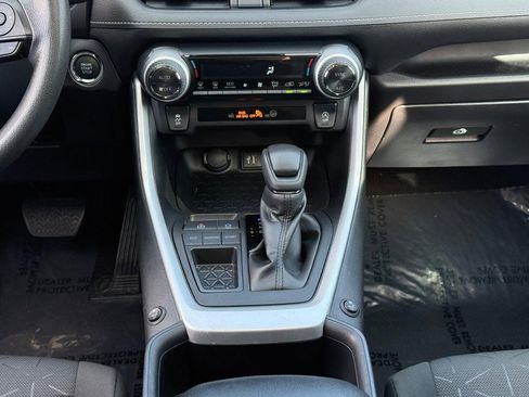 Used 2024 Toyota RAV4 XLE w/ Convenience Package image 16
