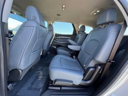 Used 2021 Buick Enclave Essence w/ Sound and Sites Package image 37