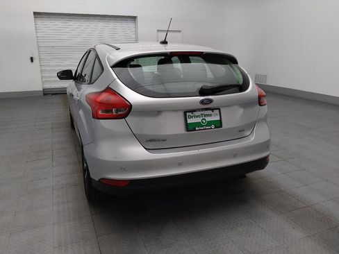 Used 2018 Ford Focus SEL FWD image 6