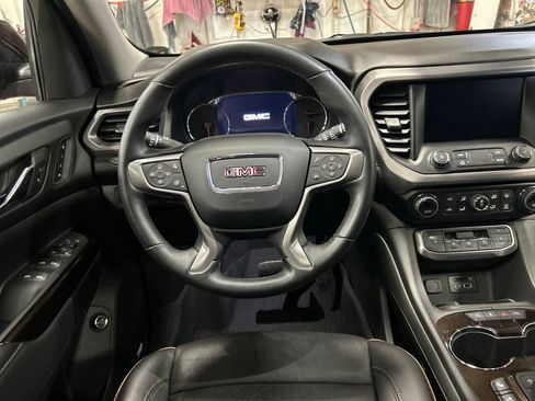 Certified 2023 GMC Acadia AT4 w/ Technology Package AWD/4WD image 17