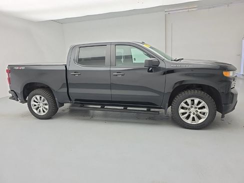 Certified 2021 Chevrolet Silverado 1500 Custom AWD/4WD image 12