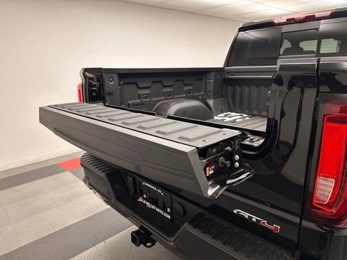 New 2026 GMC Sierra 1500 AT4 w/ Technology Package AWD/4WD image 23