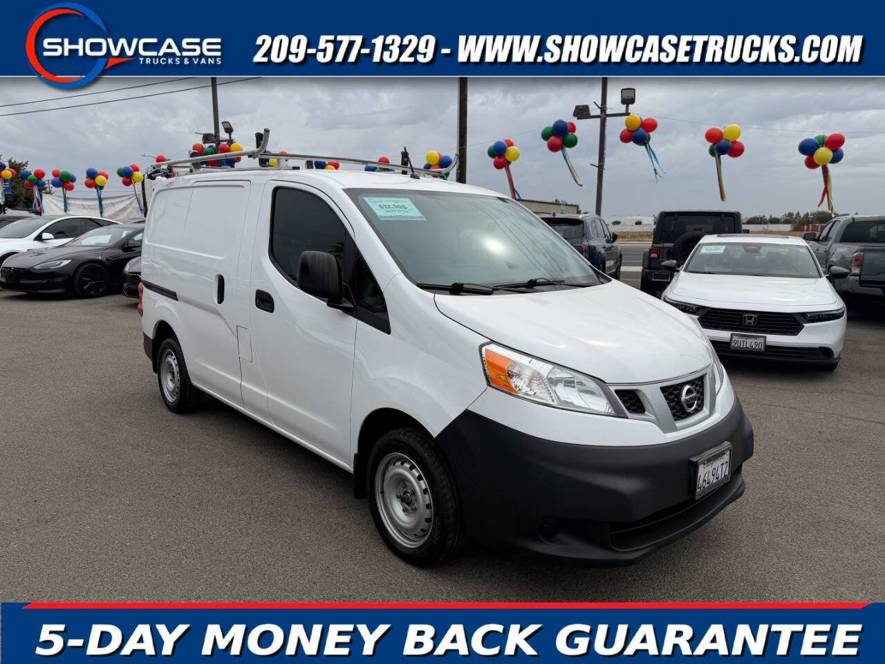 Used 2019 Nissan NV200 S FWD image 1