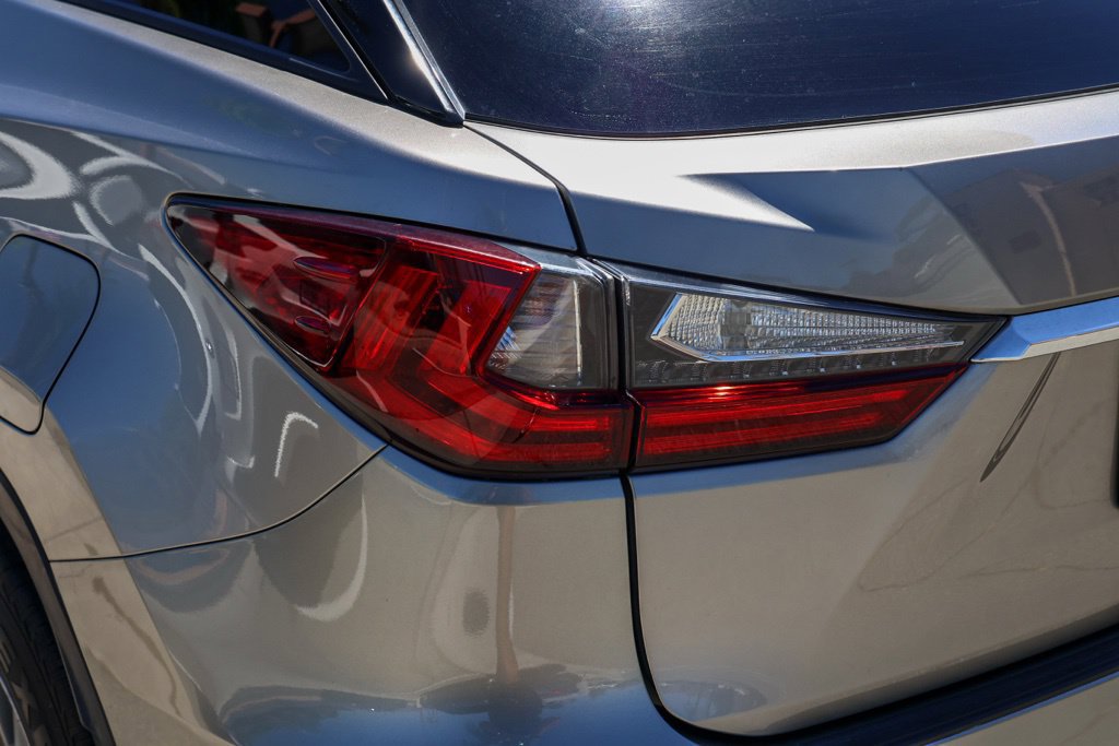 Used 2019 Lexus RX 350 FWD w/ Accessory Package image 8