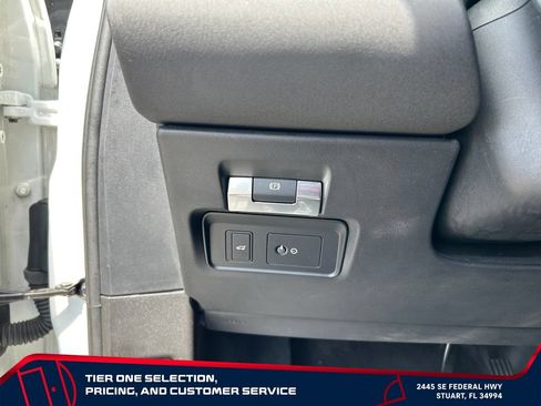 Used 2020 Land Rover Range Rover Evoque SE AWD/4WD image 25