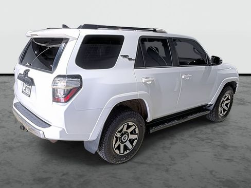 Used 2020 Toyota 4Runner TRD Off-Road Premium w/ Moonroof Package AWD/4WD image 4