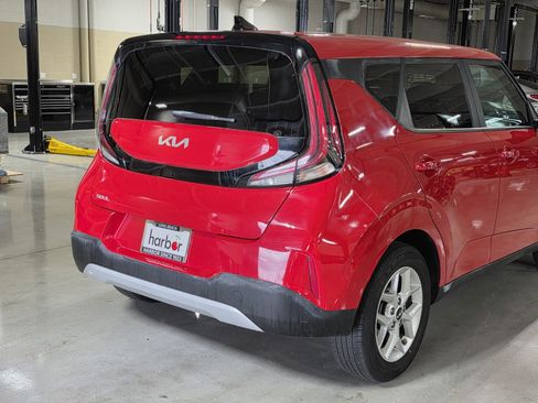 Used 2023 Kia Soul LX w/ Option Group 015 image 11
