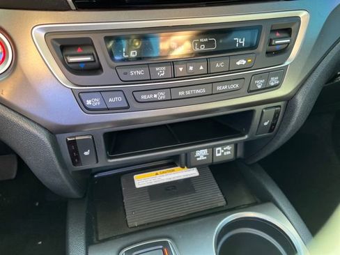 Certified 2022 Honda Pilot Special Edition image 28