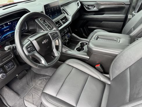 Used 2023 Chevrolet Tahoe Z71 w/ Z71 Off-Road Package image 9