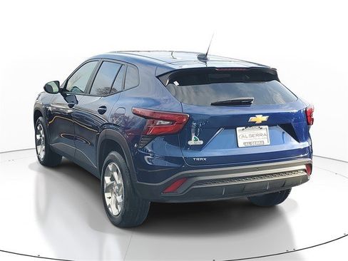 Certified 2024 Chevrolet Trax LS w/ LS Convenience Package image 3