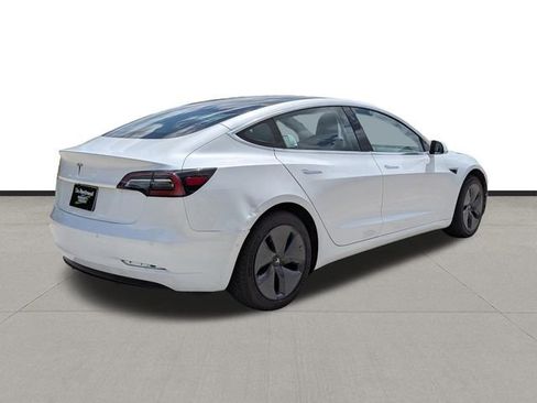 Used 2020 Tesla Model 3 Standard Range image 5