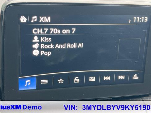 Used 2019 Toyota Yaris LE image 23