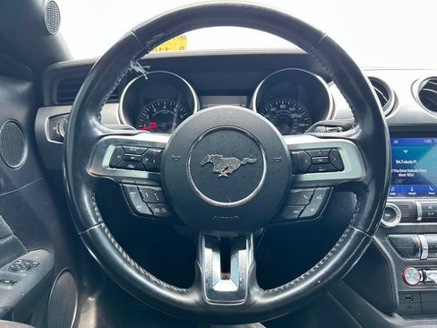 Used 2019 Ford Mustang GT w/ Equipment Group 301A RWD image 17