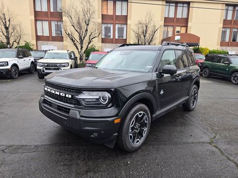 New 2026 Ford Bronco Sport Outer Banks w/ Outer Banks Tech Package+ image 1