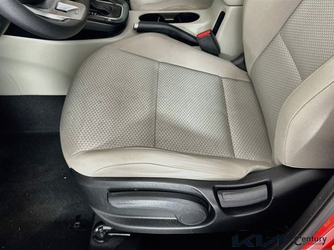 Certified 2021 Kia Soul LX FWD image 18