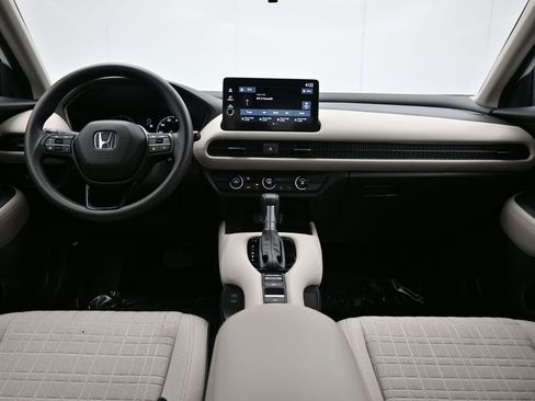 Certified 2026 Honda HR-V LX image 40