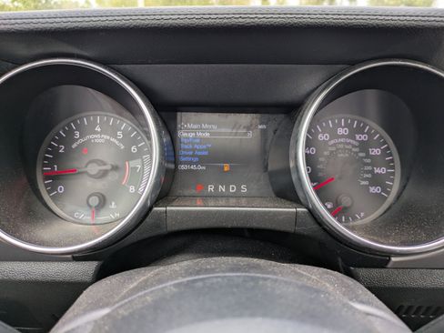 Used 2019 Ford Mustang Premium RWD image 21