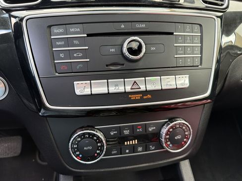 Used 2017 Mercedes-Benz GLS 450 4MATIC image 28