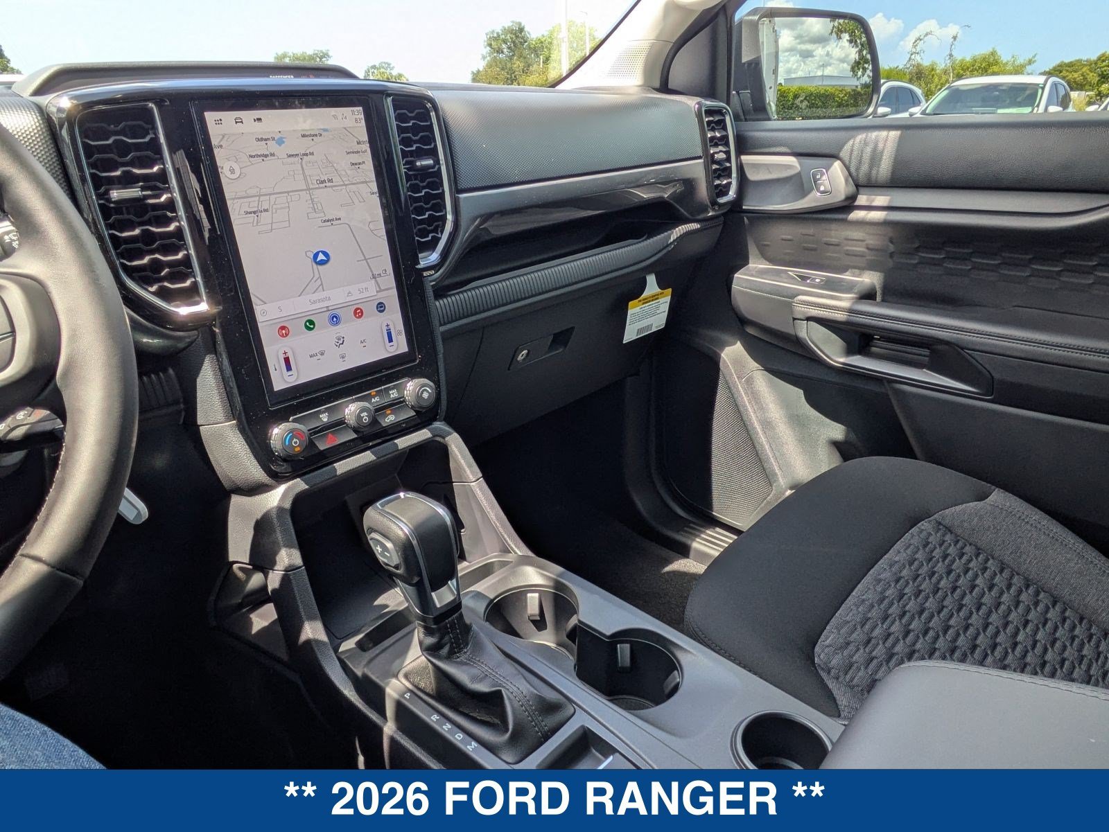 New 2026 Ford Ranger XLT w/ Black Appearance Package RWD image 32
