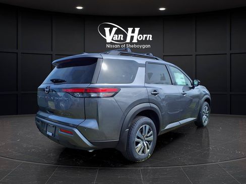 New 2026 Nissan Pathfinder SL AWD/4WD image 8