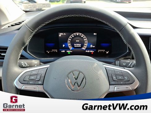 Certified 2022 Volkswagen Taos SE image 19