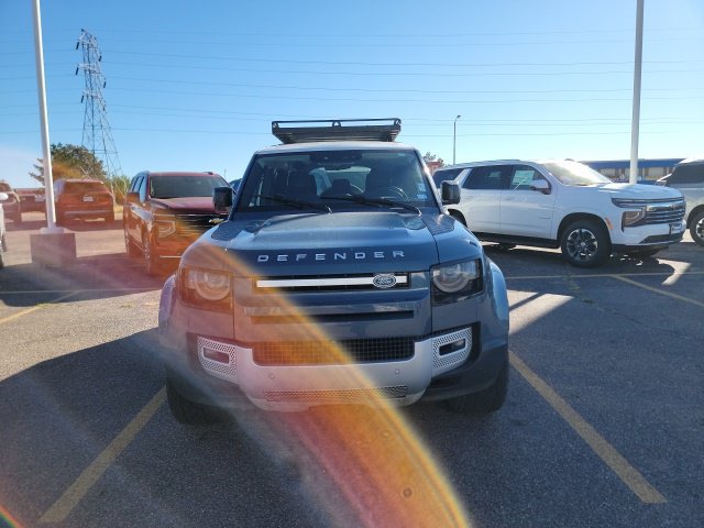 Used 2020 Land Rover Defender 110 SE AWD/4WD image 2