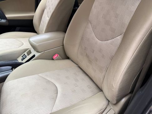 Used 2011 Toyota RAV4 4WD w/ Base L4 Extra Value Pkg image 24