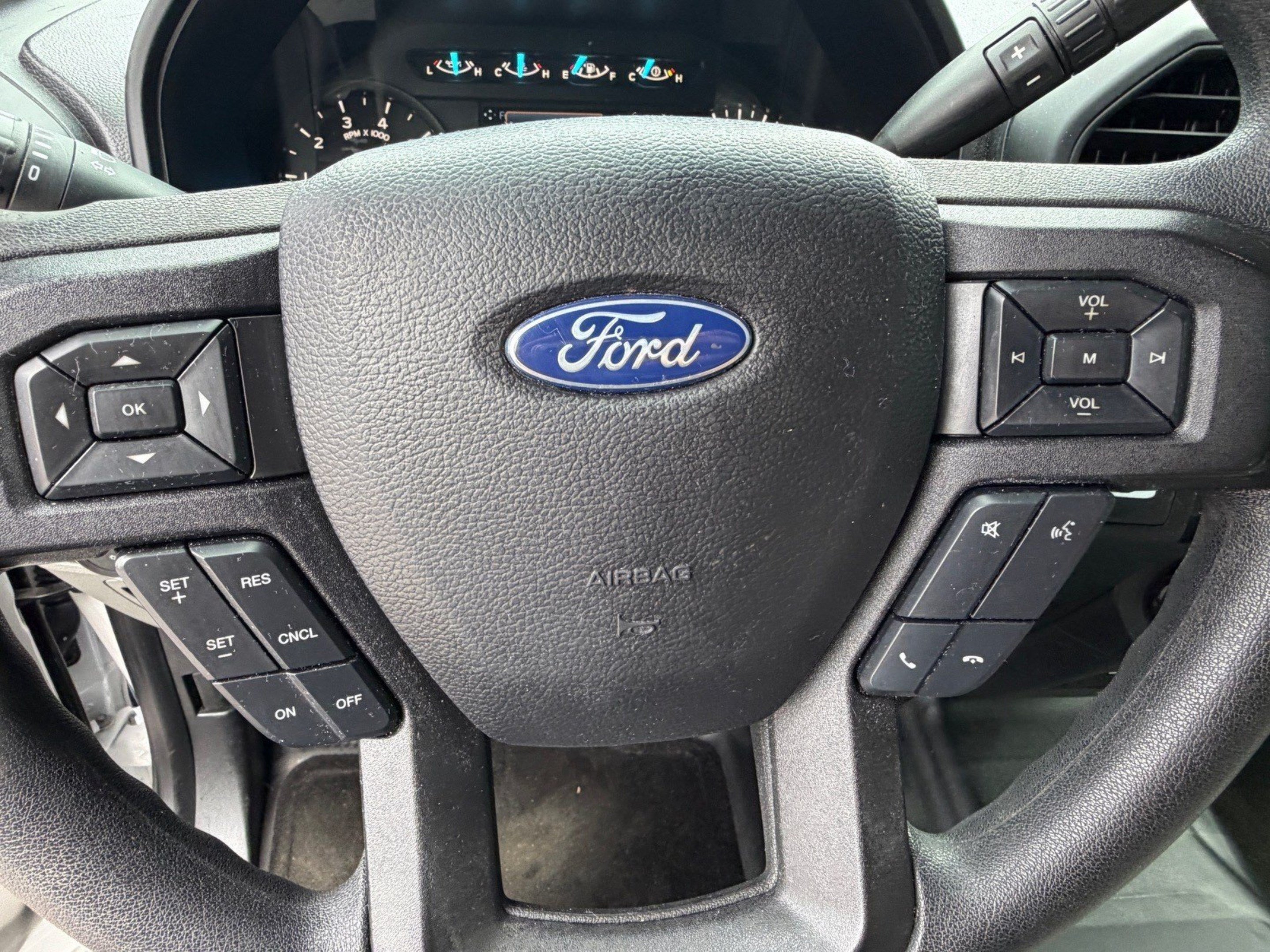 Used 2018 Ford F150 XL w/ Equipment Group 101A Mid RWD image 35