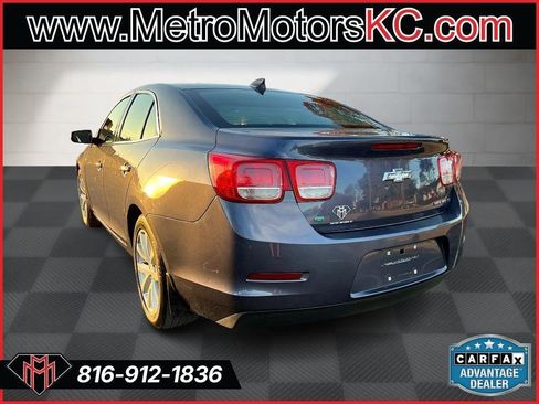 Used 2015 Chevrolet Malibu LT FWD image 3