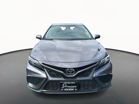 Used 2024 Toyota Camry SE w/ Cold Weather Package AWD/4WD image 8