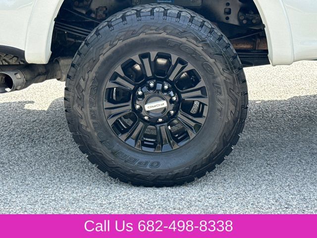 Used 2022 Ford F350 Lariat w/ Tremor Off-Road Package AWD/4WD image 11