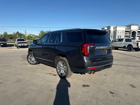 Used 2022 GMC Yukon Denali w/ Denali Premium Package AWD/4WD image 9