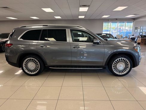 Used 2020 Mercedes-Benz GLS 450 4MATIC image 6